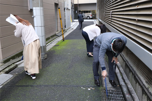 清掃活動の様子